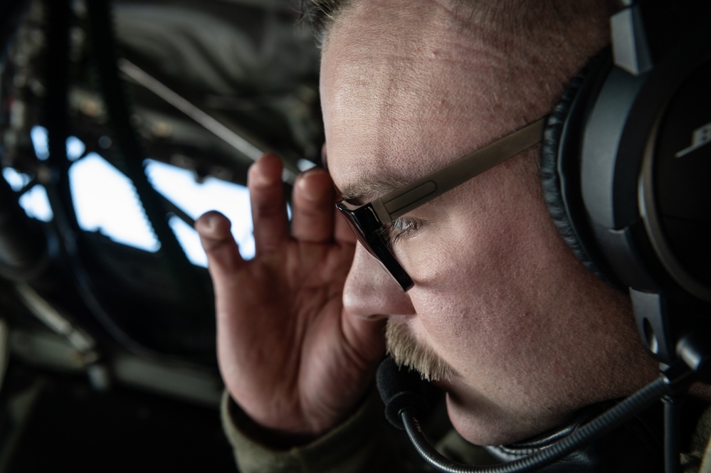 351st ARS Refuels P-8 Poseidon