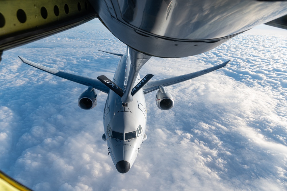 351st ARS Refuels P-8 Poseidon