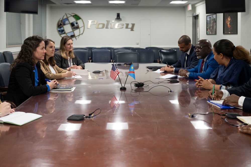 DASD (AA) Farrell Meets With Democratic Republic of the Congo Minister of Foreign Affairs Therese Kayikwamba Wagner