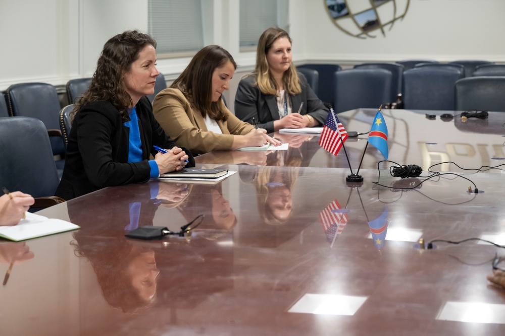 DASD (AA) Farrell Meets With Democratic Republic of the Congo Minister of Foreign Affairs Therese Kayikwamba Wagner