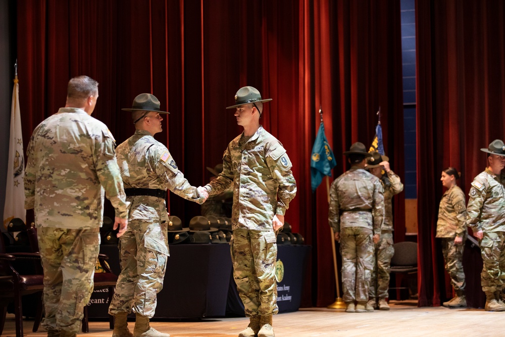 USAR Drill Sgt. Graduating class 001-25