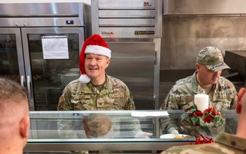 181st Intelligence Wing Services Hosts Christmas Meal for Airmen