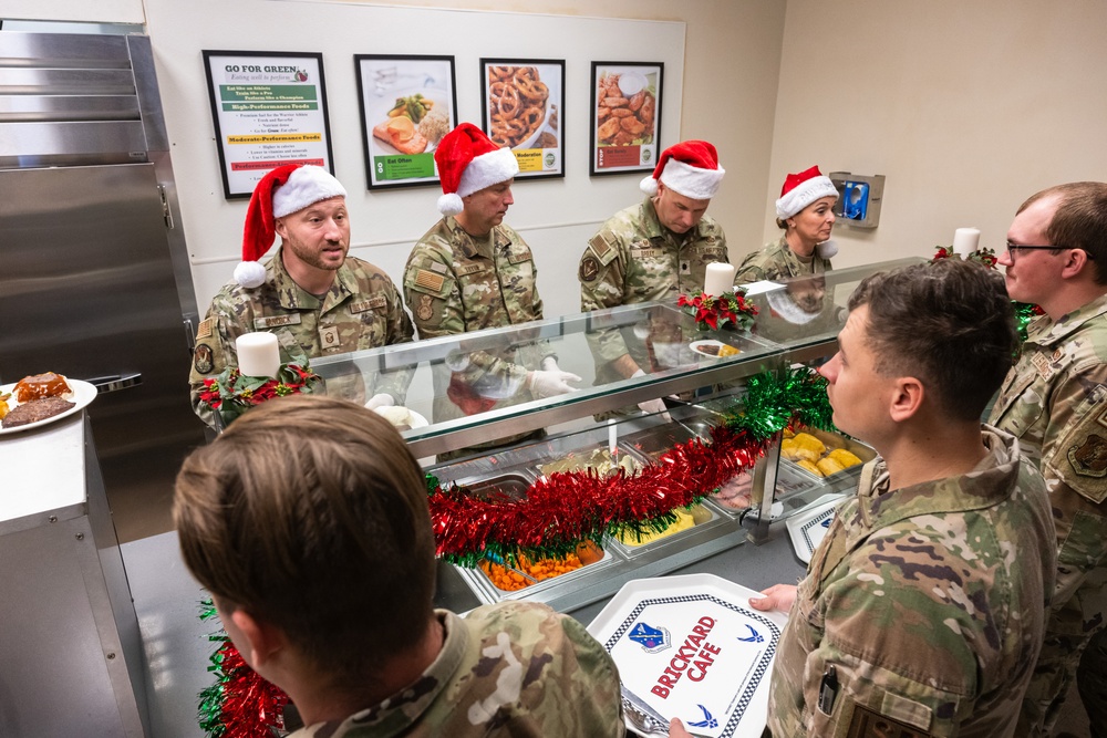 181st Intelligence Wing Services Hosts Christmas Meal for Airmen