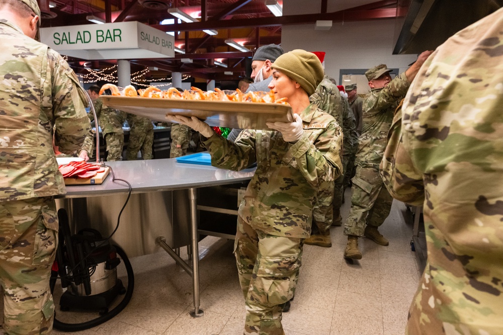 181st Intelligence Wing Services Hosts Christmas Meal for Airmen