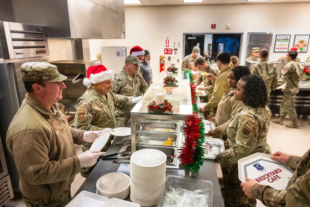 181st Intelligence Wing Services Hosts Christmas Meal for Airmen