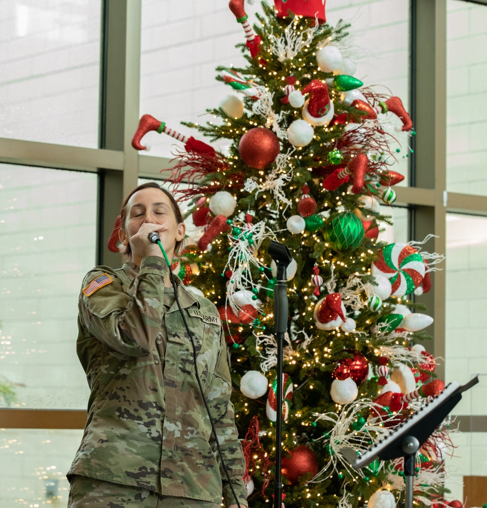 3rd Infantry Division Band performs Christmas Music at Candler and Lewis Cancer Research Hospitals