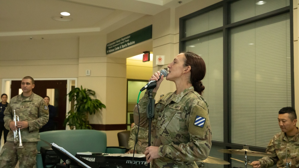 3rd Infantry Division Band performs Christmas Music at Candler and Lewis Cancer Research Hospitals