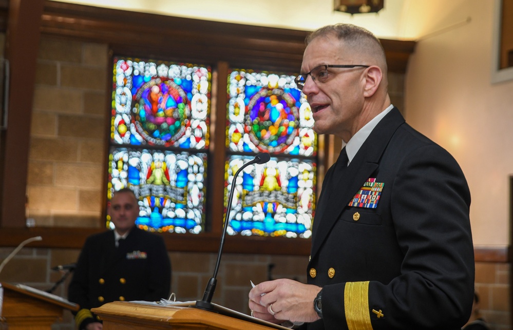 SUBASE celebrates the 80th Anniversary of the Dedication of the Chapel on the Thames