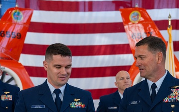 Coast Guard pilot receives Distinguished Flying Cross Medal