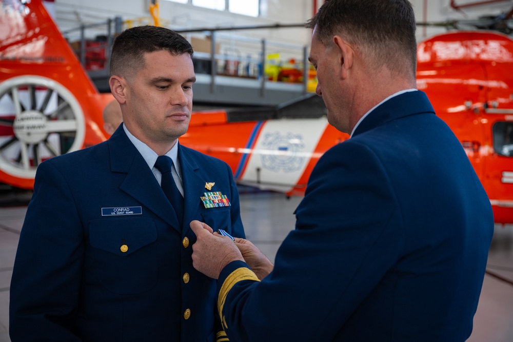 Coast Guard pilot receives Distinguished Flying Cross Medal