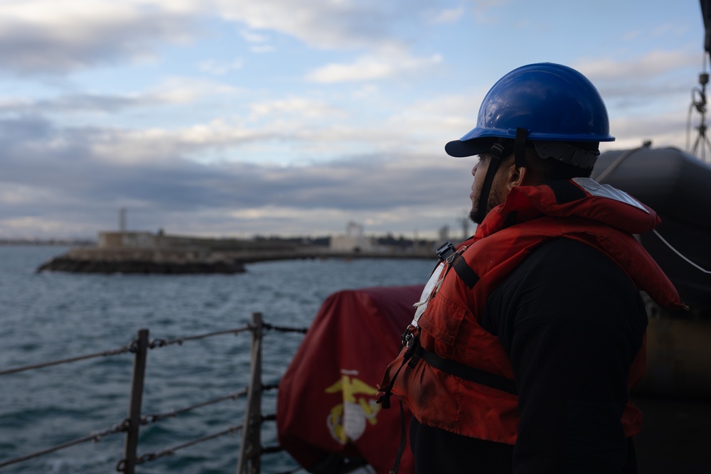 USS OSCAR AUSTIN (DDG 79) DEPARTS ROTA, SPAIN