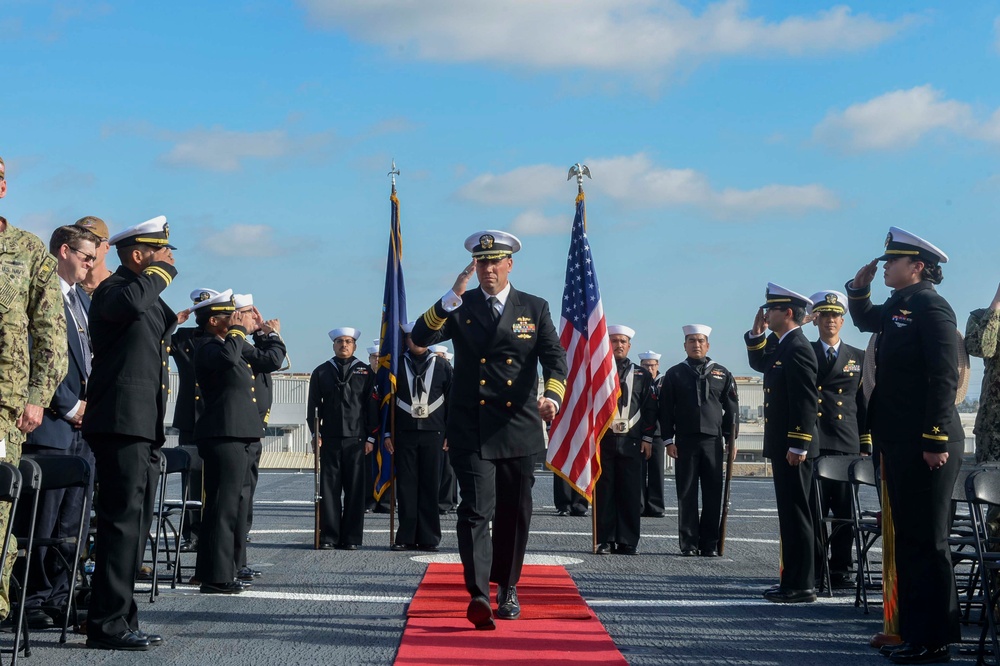 USS Montgomery (LCS 8) Conducts Change of Command