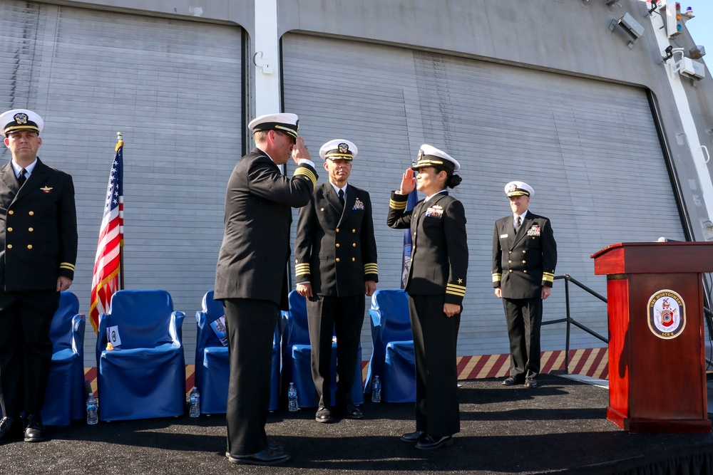 USS Montgomery (LCS 8) Conducts Change of Command