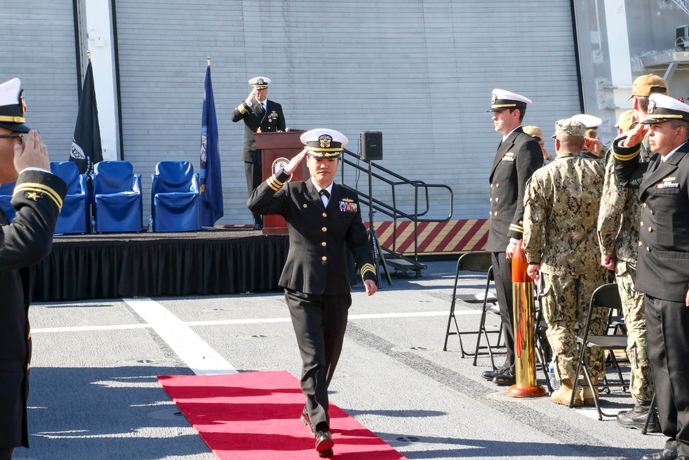 USS Montgomery (LCS 8) Conducts Change of Command