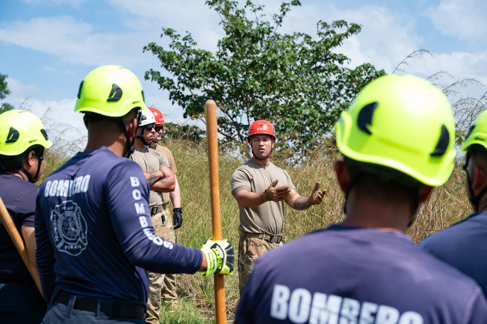 JTF-Bravo firefighters train Panamanian firefighters