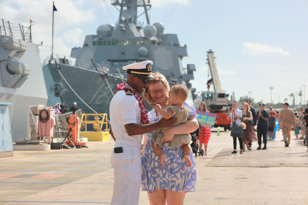 Frank E. Petersen Jr. pulls into Pearl Harbor