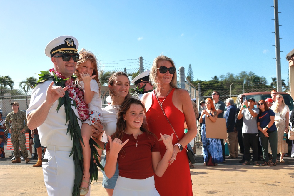 Frank E. Petersen Jr. pulls into Pearl Harbor