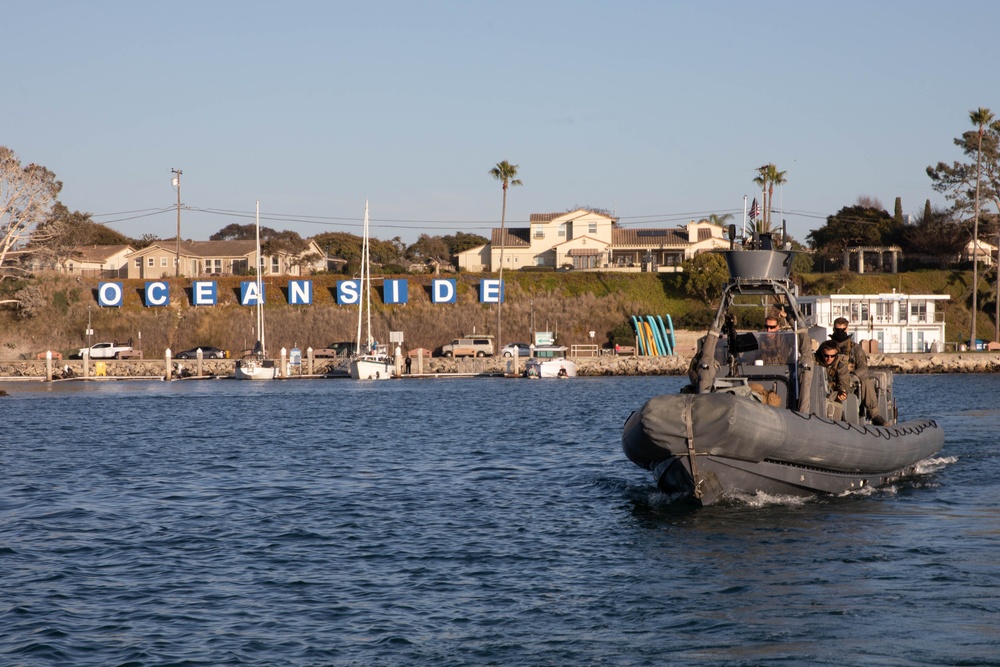 Marines conduct maritime domain awareness training during Steel Knight