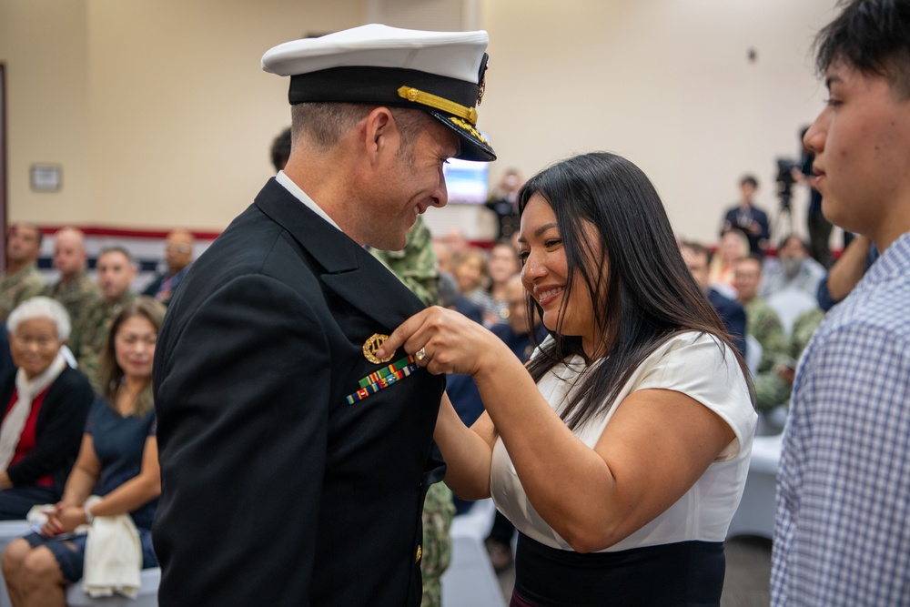 Fleet Activities Okinawa Holds Change of Command Ceremony