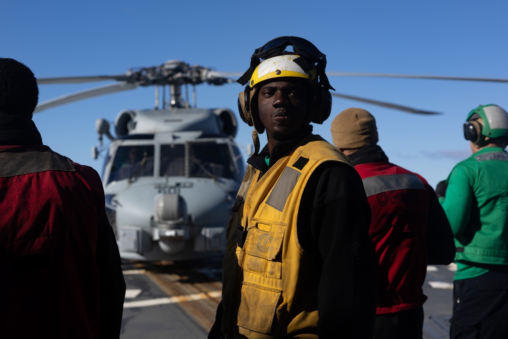 HSM 60, DET 2, Embarks USS Oscar Austin (DDG 79) for First FDNF-E Patrol