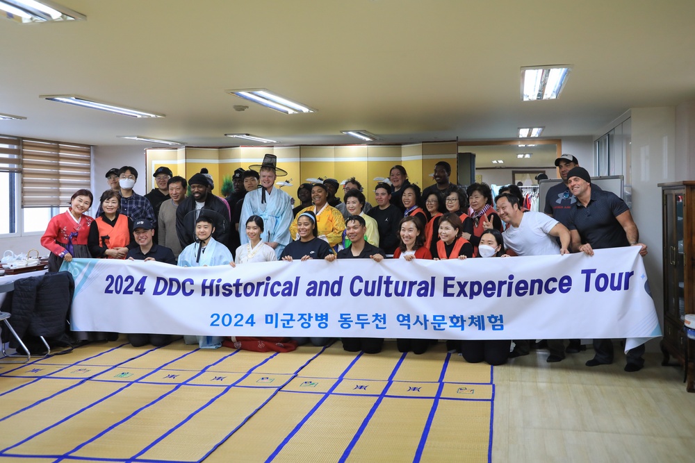 USAG Yongsan-Casey and 210 FAB Soldiers discover rich culture and history in Dongducheon