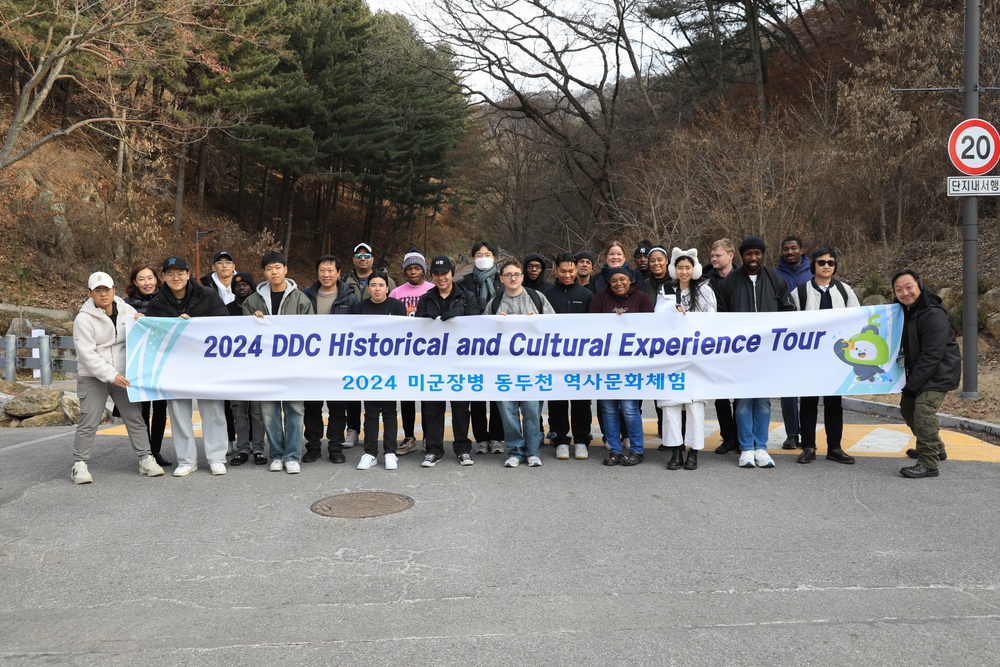 USAG Yongsan-Casey and 210 FAB Soldiers discover rich culture and history in Dongducheon