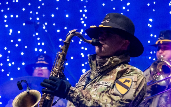 1st Cavalry Division Band Performs Holiday Music in Boleslawiec, Poland