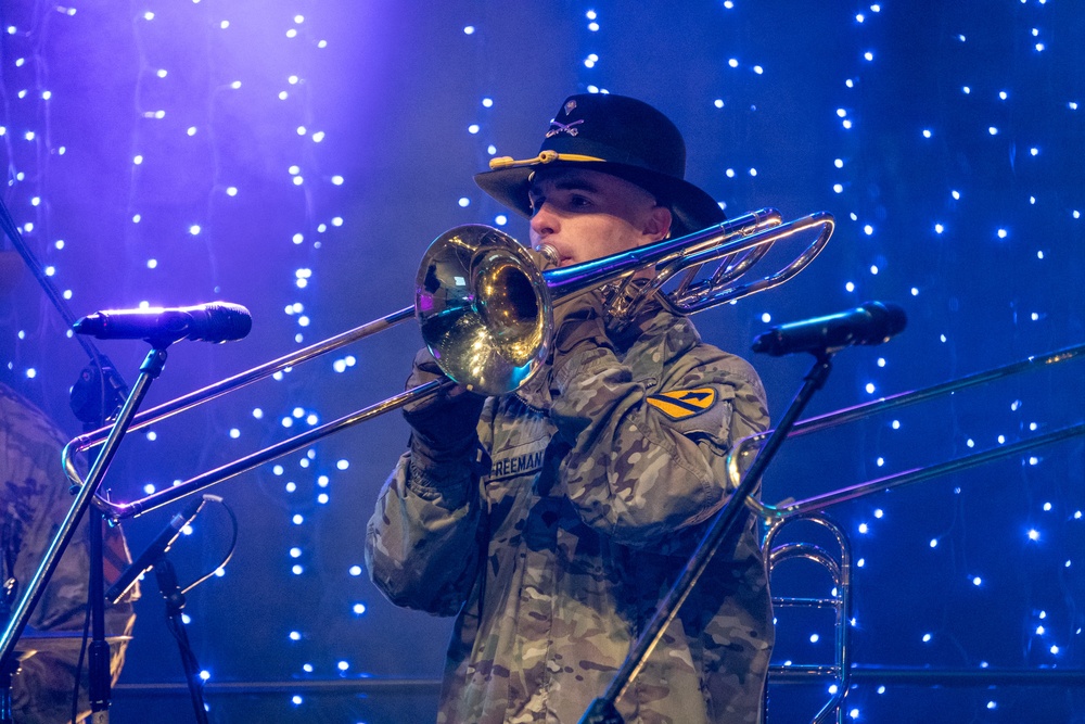 1st Cavalry Division Band Performs Holiday Music in Boleslawiec, Poland