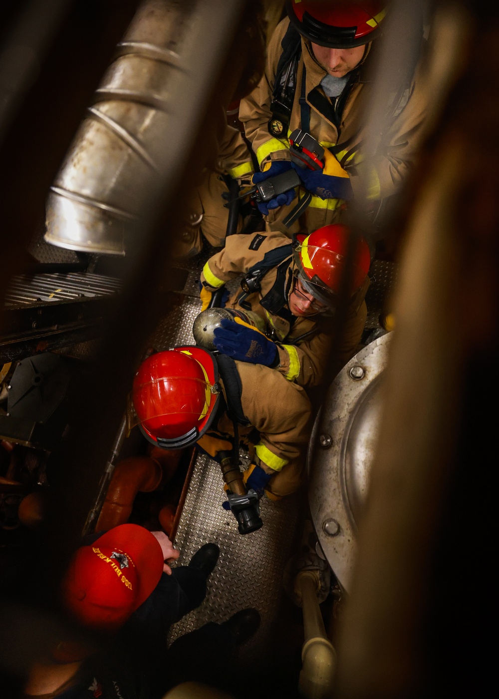 USS Bulkeley conducts an Integrated Training Team Drill