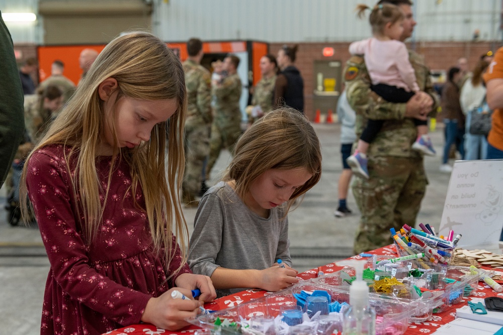 167th Airlift Wings holds Family Day over December UTA