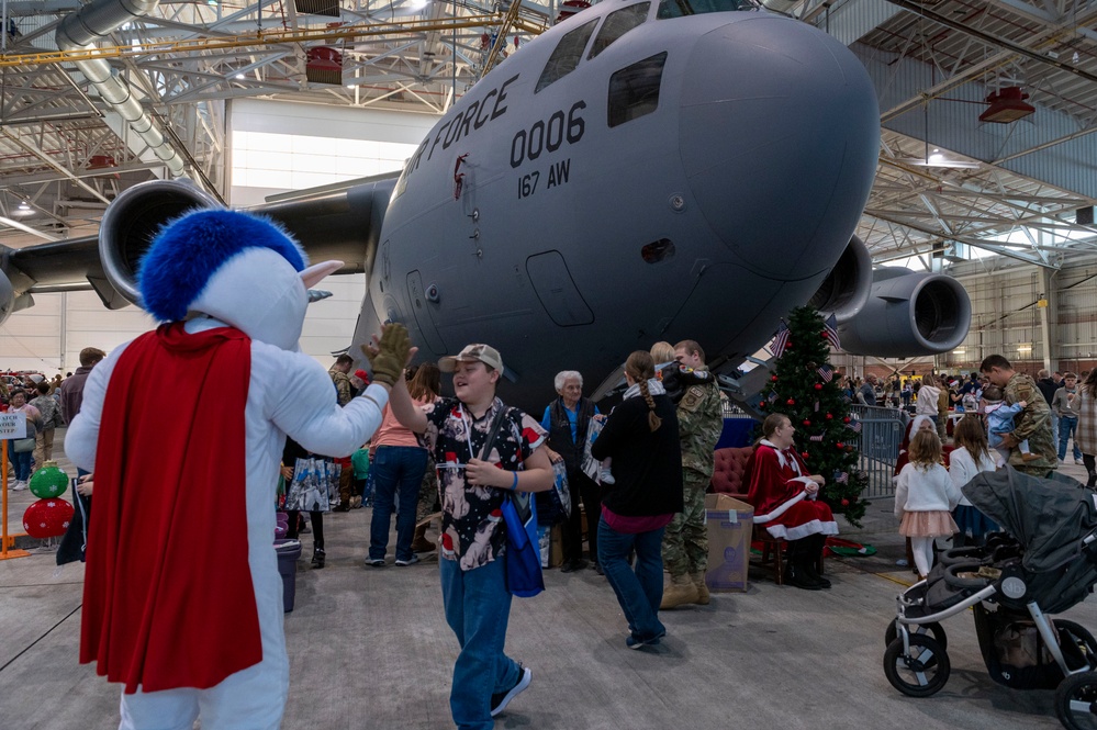 167th Airlift Wings holds Family Day over December UTA