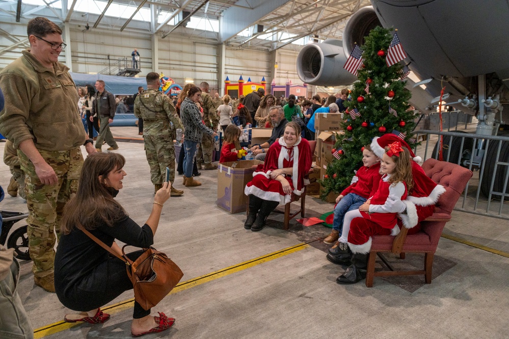 167th Airlift Wings holds Family Day over December UTA