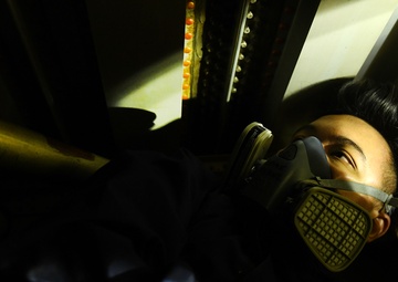 55th MXS fuel cell team keeps aircraft soaring