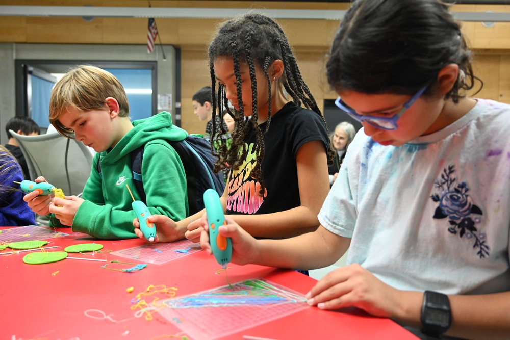 Stuttgart Elementary's STEAM Night connects students with International Space Station