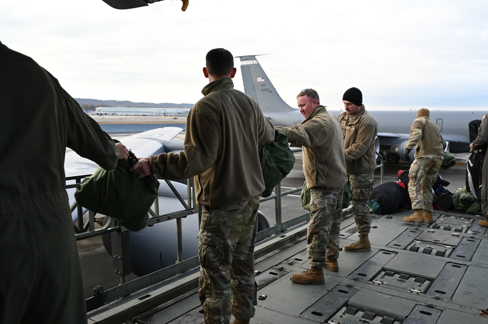 All hands on deck offloading a KC-135R from a recent deployment