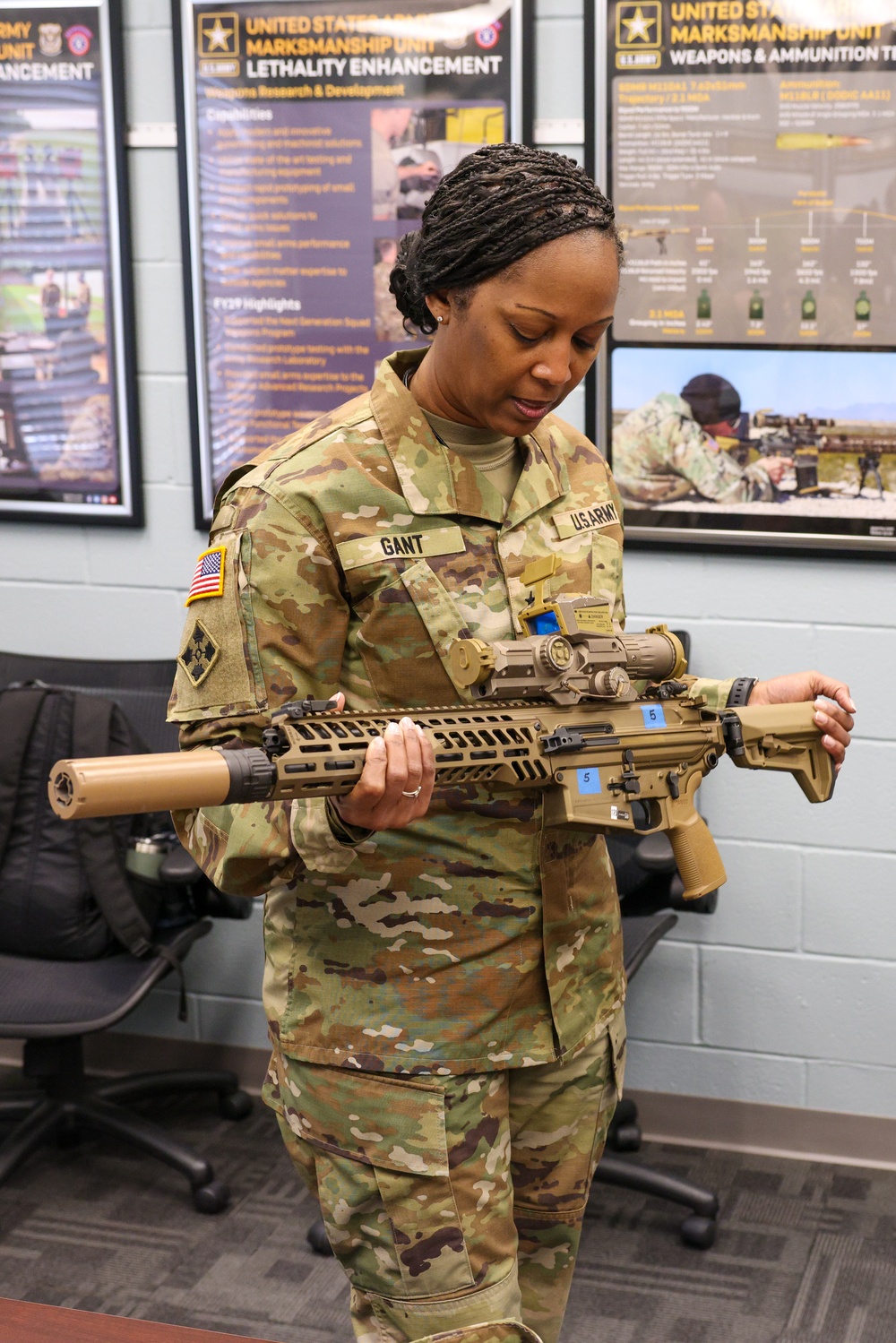 Brig. Gen. Antoinette R. Gant visits the U.S. Army Marksmanship Unit