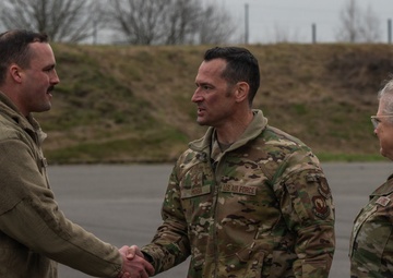 Third AF command team connects with 86 AW Airmen to learn missions