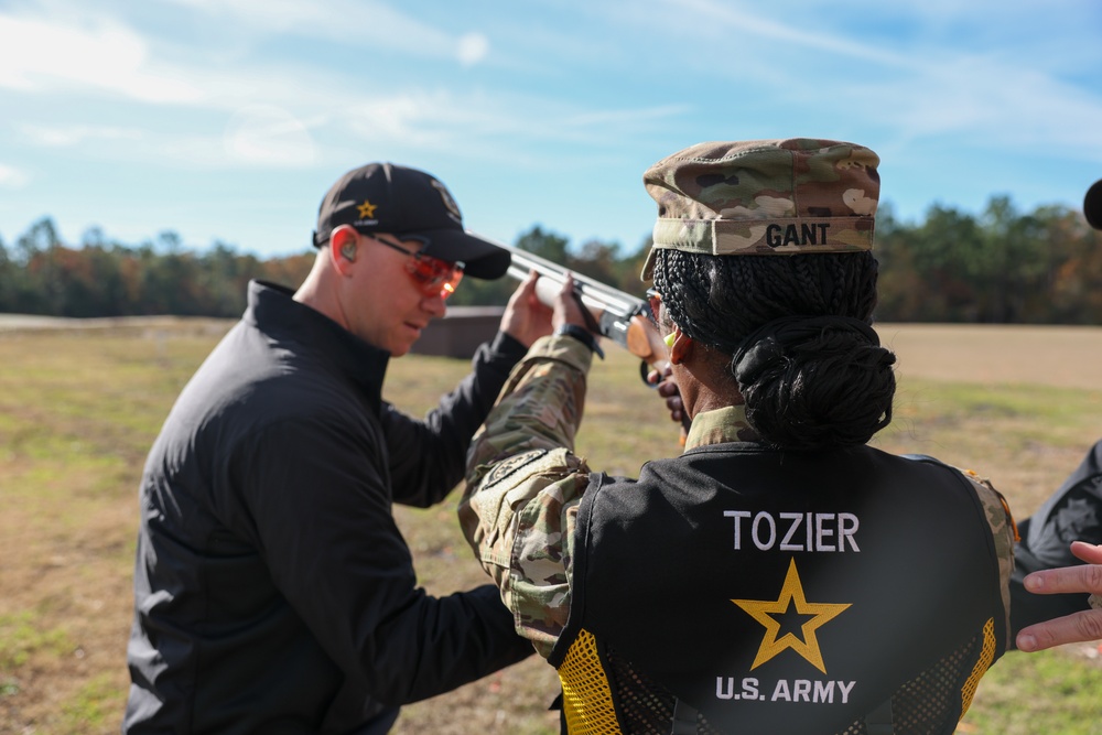 Brig. Gen. Antoinette R. Gant visits the U.S. Army Marksmanship Unit