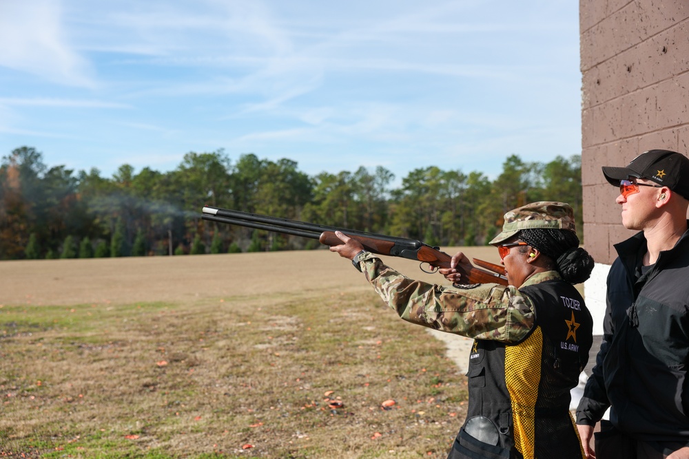 Brig. Gen. Antoinette R. Gant visits the U.S. Army Marksmanship Unit