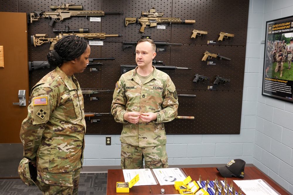 Brig. Gen. Antoinette R. Gant visits the U.S. Army Marksmanship Unit