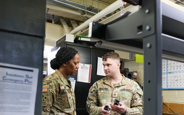 Brig. Gen. Antoinette R. Gant visits the U.S. Army Marksmanship Unit