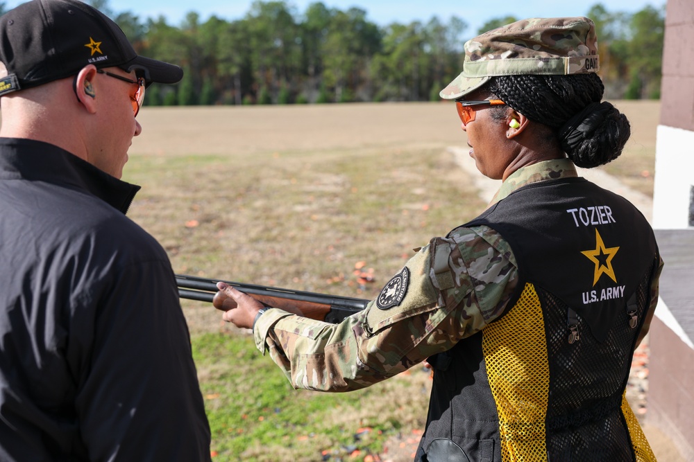 Brig. Gen. Antoinette R. Gant visits the U.S. Army Marksmanship Unit