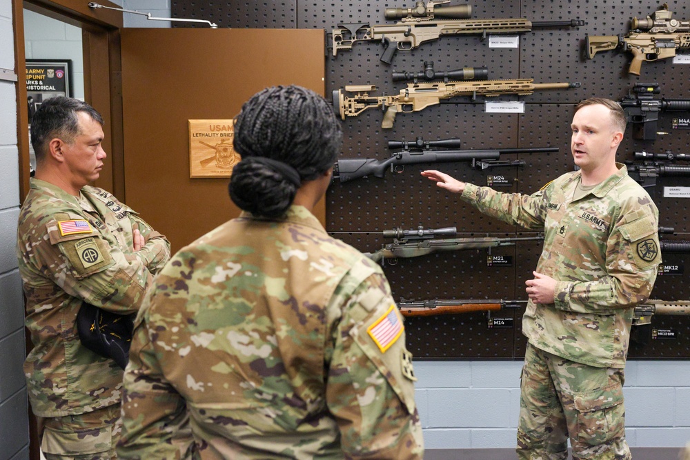 Brig. Gen. Antoinette R. Gant visits the U.S. Army Marksmanship Unit