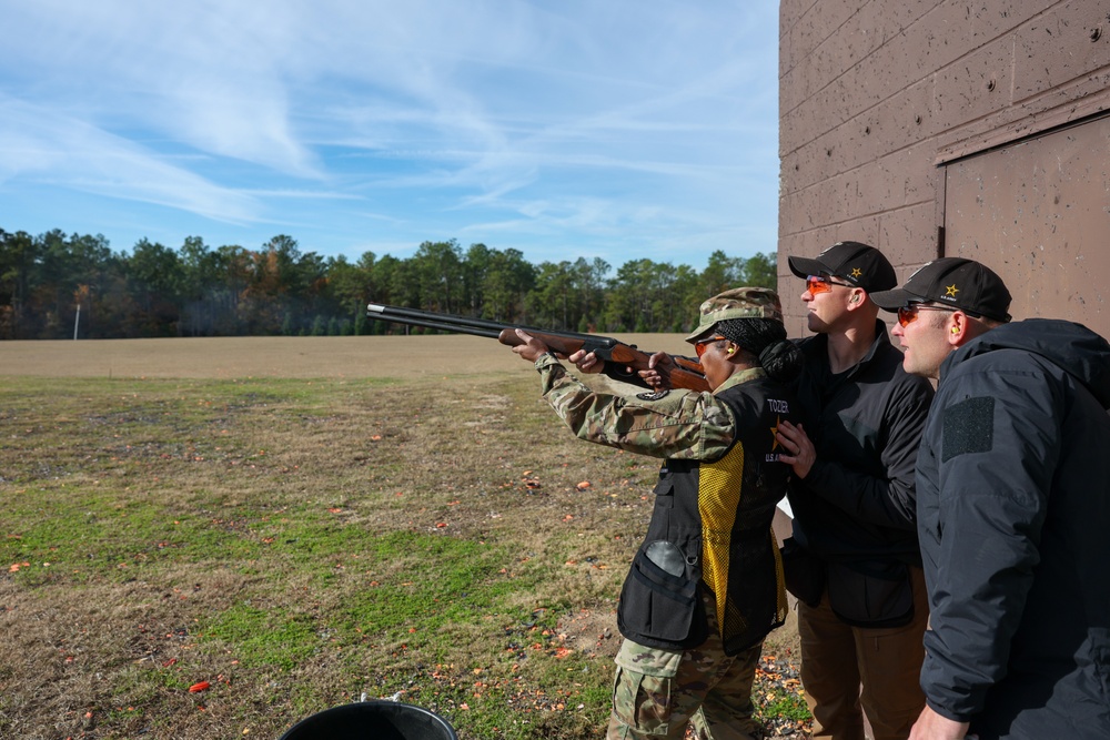 Brig. Gen. Antoinette R. Gant visits the U.S. Army Marksmanship Unit