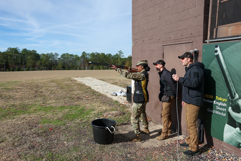 Brig. Gen. Antoinette R. Gant visits the U.S. Army Marksmanship Unit