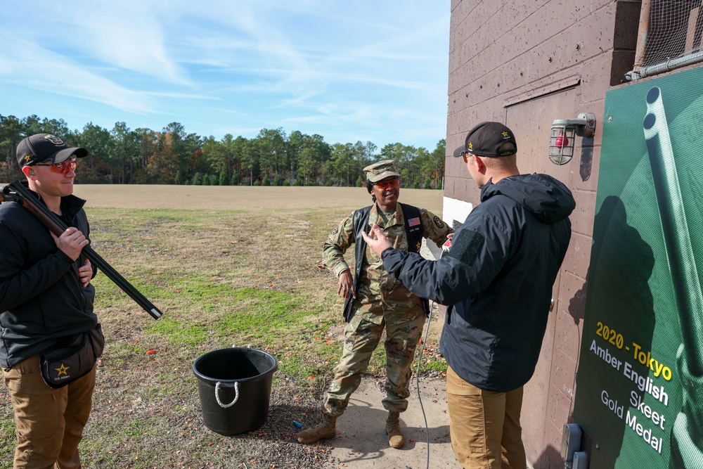 Brig. Gen. Antoinette R. Gant visits the U.S. Army Marksmanship Unit