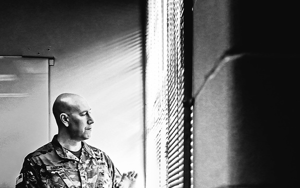 Writer sees life through lens, finds solace through photography