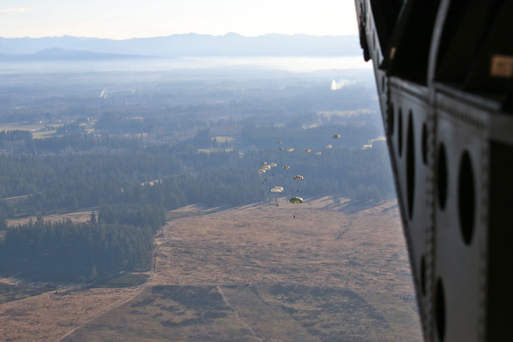 593d Jumps with Joint Special Forces for Menton Day