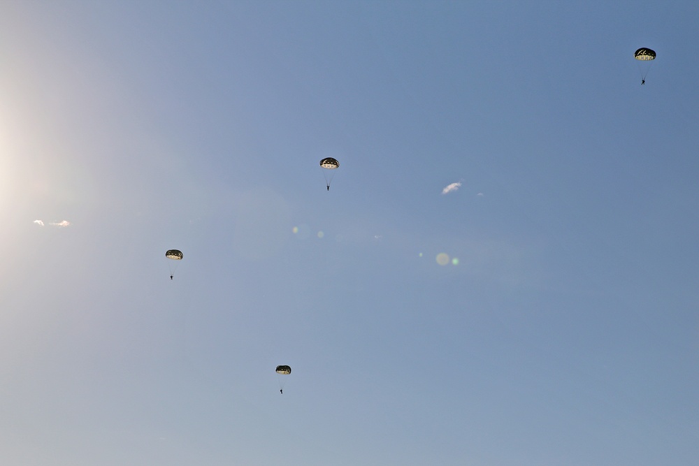 593d Jumps with Joint Special Forces for Menton Day