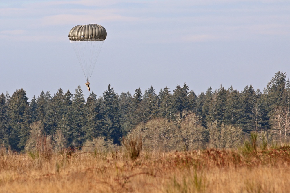 593d Jumps with Joint Special Forces for Menton Day